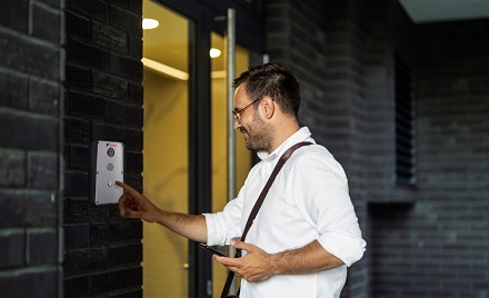 Building intercom system